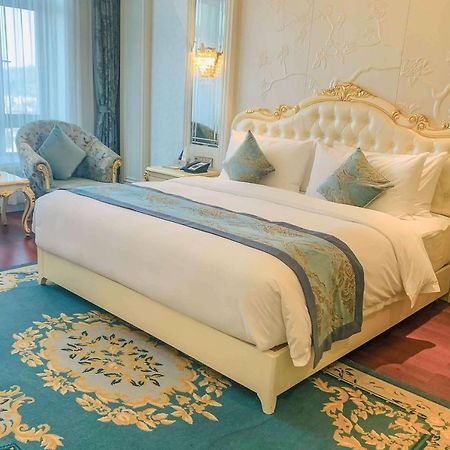 Hotel Wyndham Grand Kunming East Zewnętrze zdjęcie
