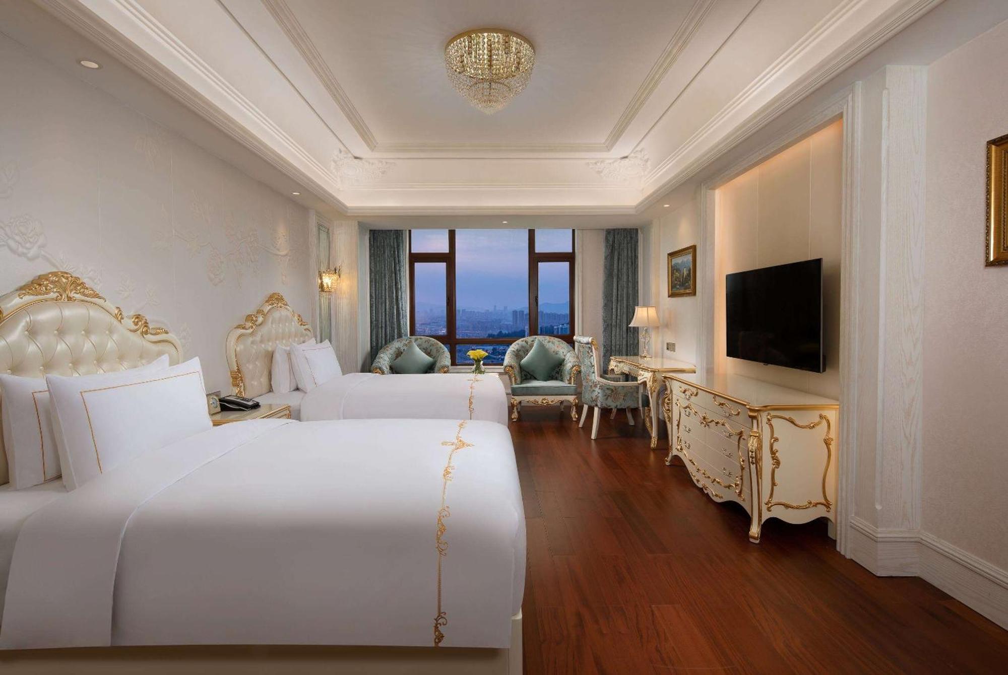 Hotel Wyndham Grand Kunming East Zewnętrze zdjęcie